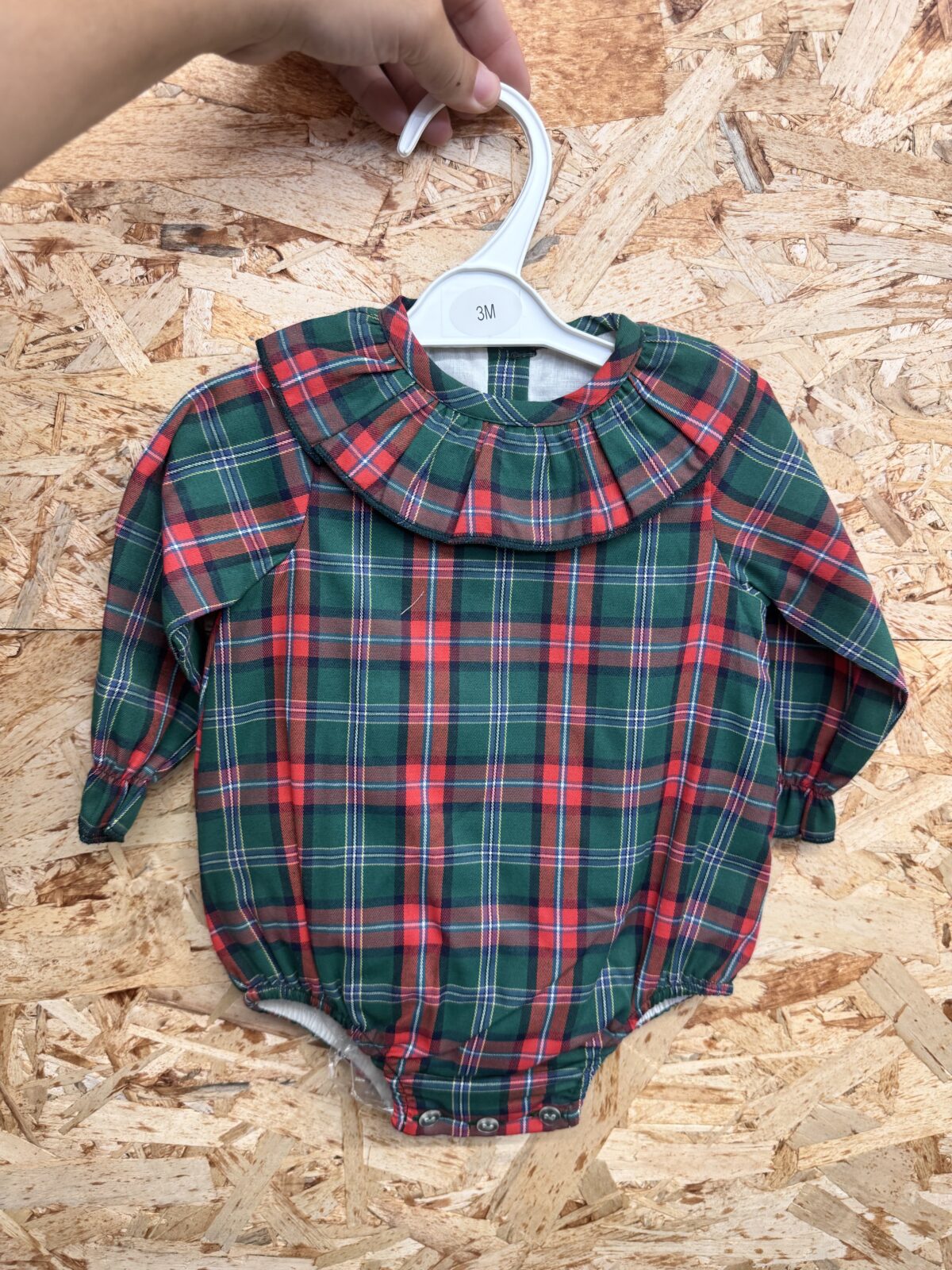 OUTLET (3 Y 6MESES)