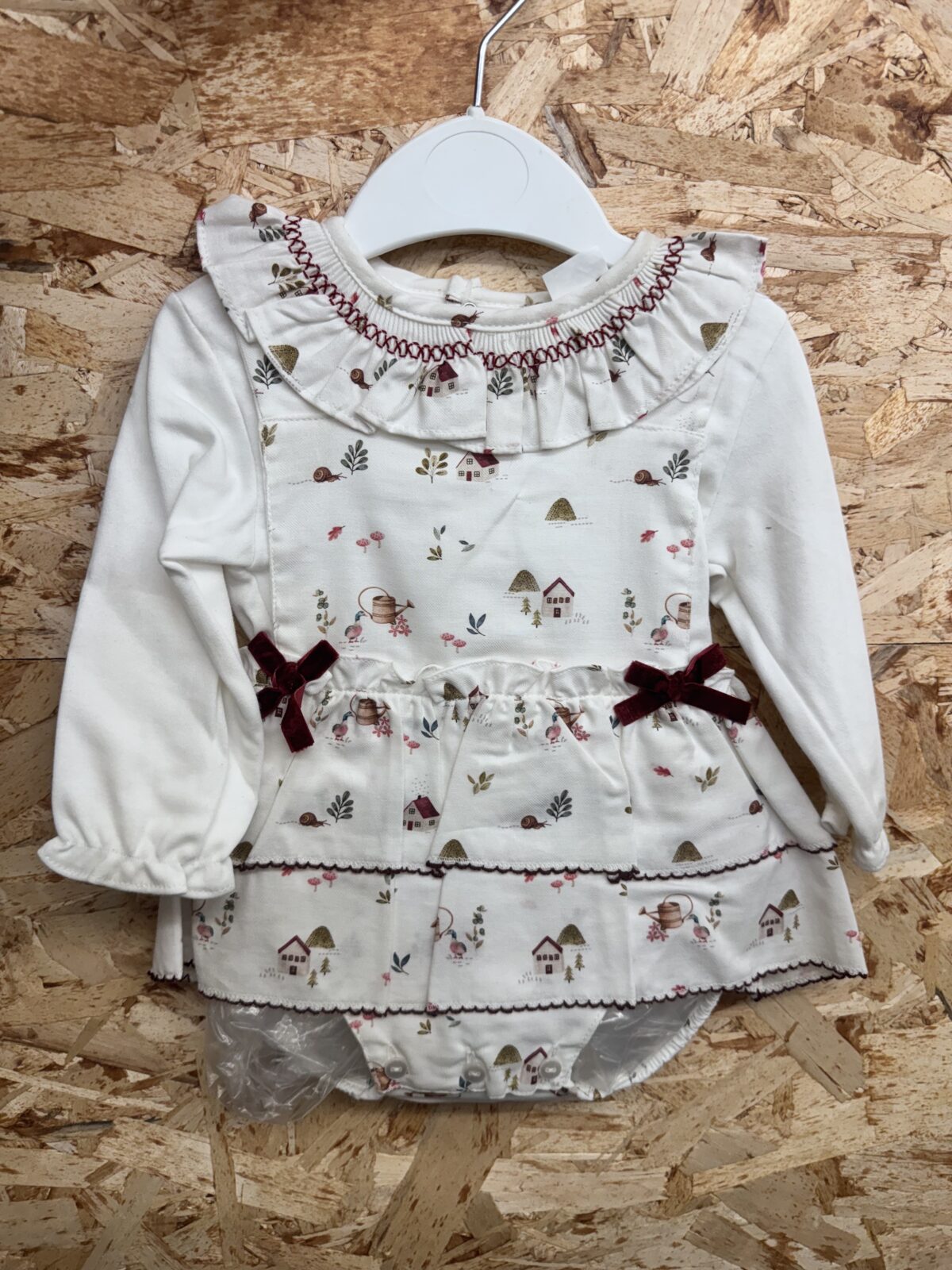 OUTLET(3 A 18MESES)