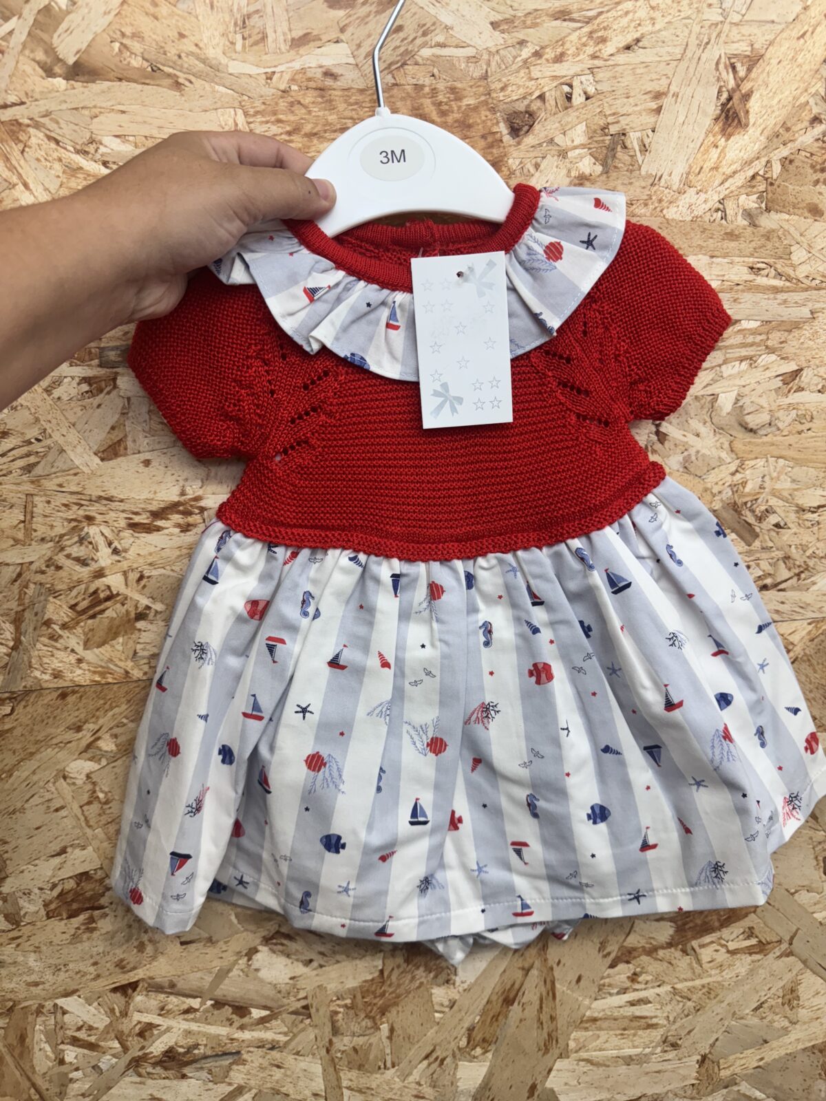 OUTLET(3 Y 6MESES)