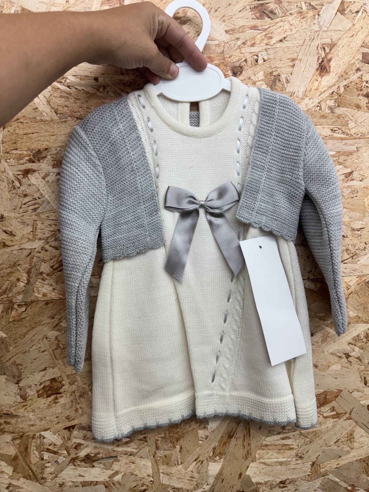 OUTLET(12MESES)