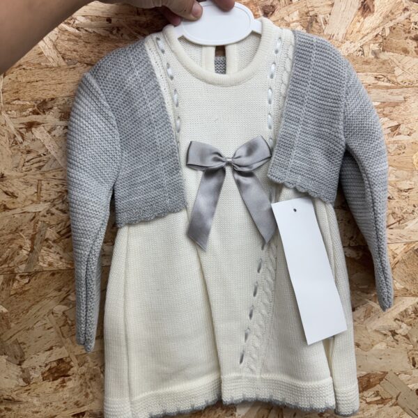 OUTLET(12MESES)