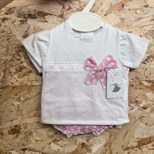 OUTLET(1 Y 6MESES)