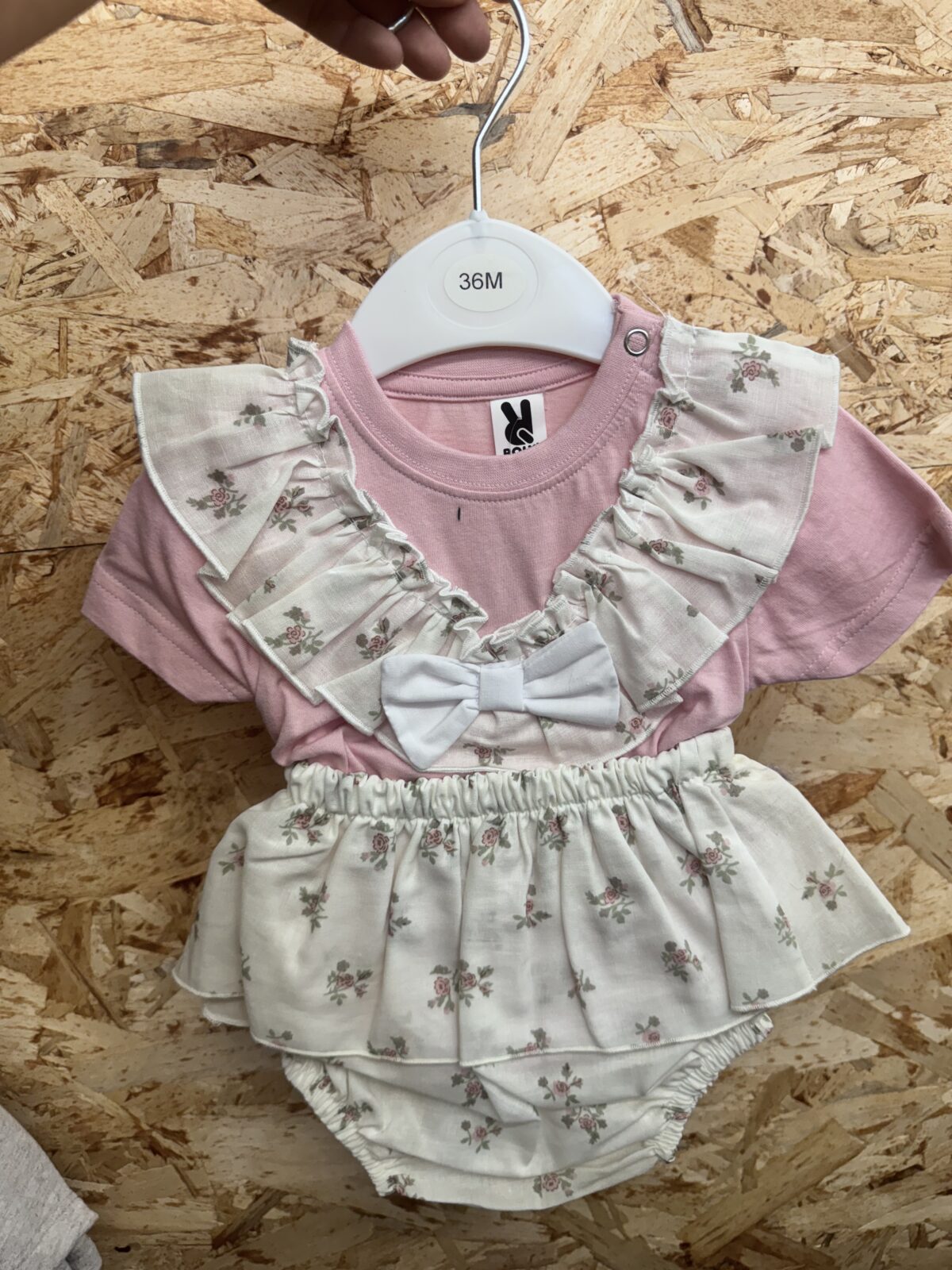 OUTLET(6MESES)