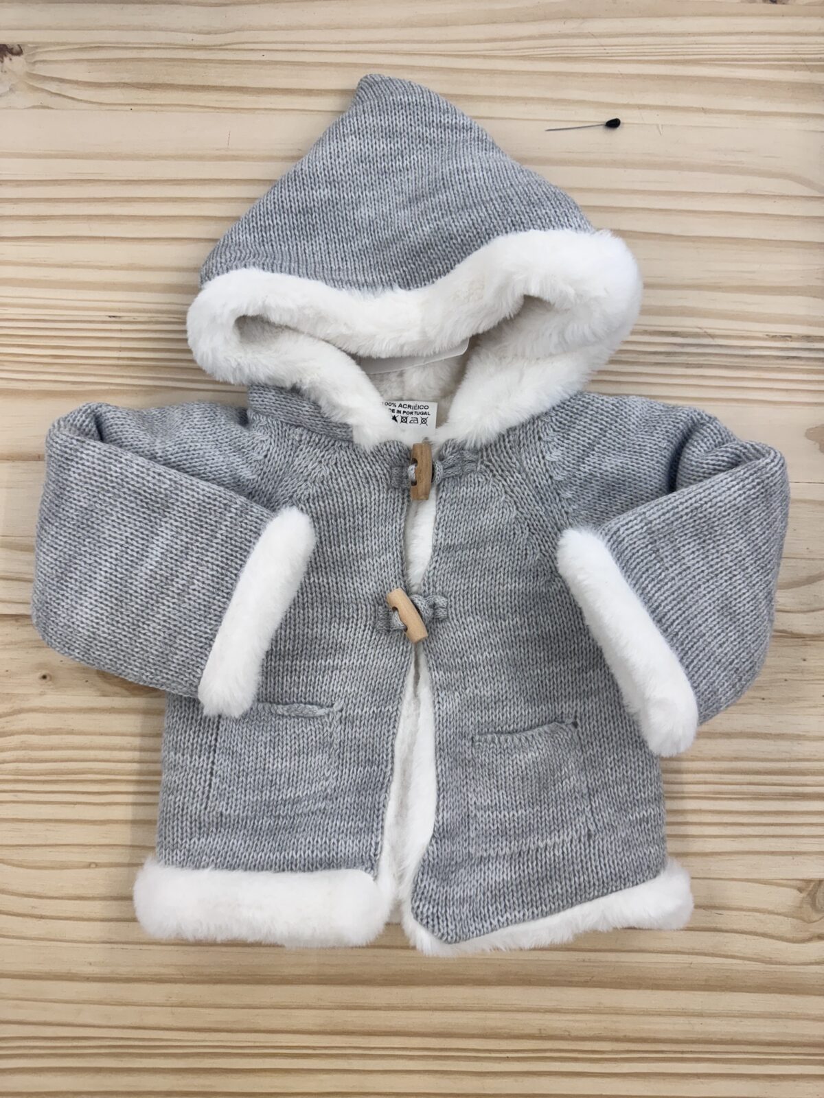 OUTLET(3 Y 6 MESES)